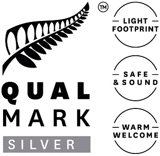Qualmark Silver Award Logo Stacked 2017 resized